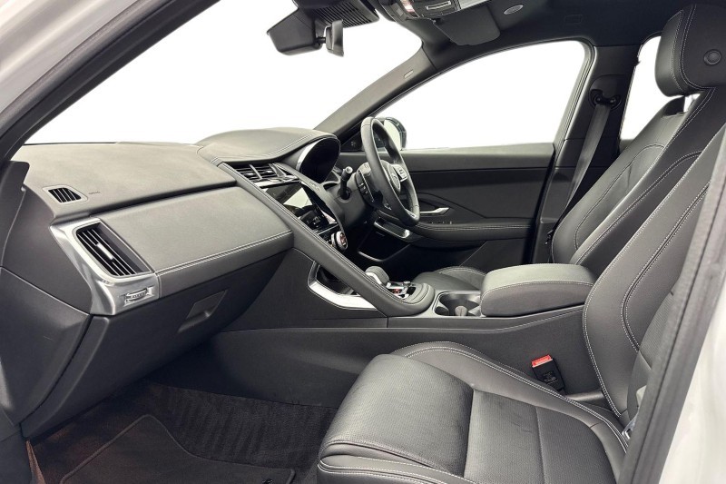 2024 (74) JAGUAR E-PACE 2.0 D200 R-Dynamic SE Black 5dr Auto 4961696