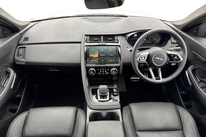 2024 (74) JAGUAR E-PACE 2.0 D200 R-Dynamic SE Black 5dr Auto 4961702