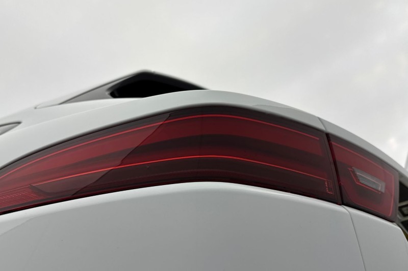 2024 (74) JAGUAR E-PACE 2.0 D200 R-Dynamic SE Black 5dr Auto 4961712