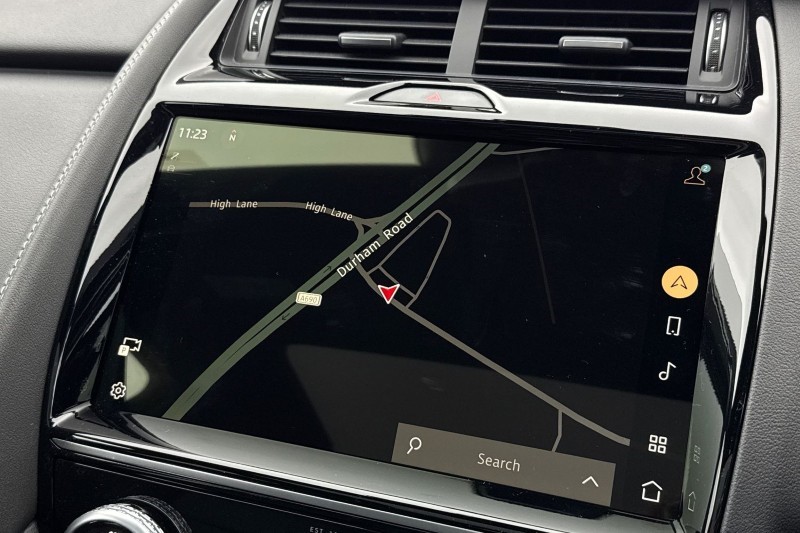 2024 (74) JAGUAR E-PACE 2.0 D200 R-Dynamic SE Black 5dr Auto 4961704