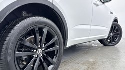 2024 (74) JAGUAR E-PACE 2.0 D200 R-Dynamic SE Black 5dr Auto 4961738