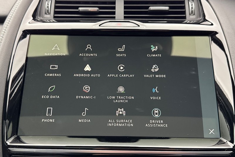 2024 (74) JAGUAR E-PACE 2.0 D200 R-Dynamic SE Black 5dr Auto 4961742