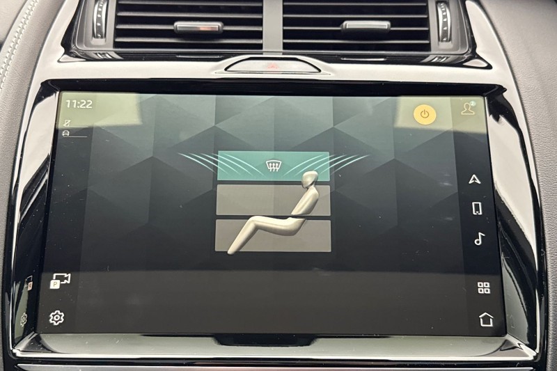 2024 (74) JAGUAR E-PACE 2.0 D200 R-Dynamic SE Black 5dr Auto 4961725