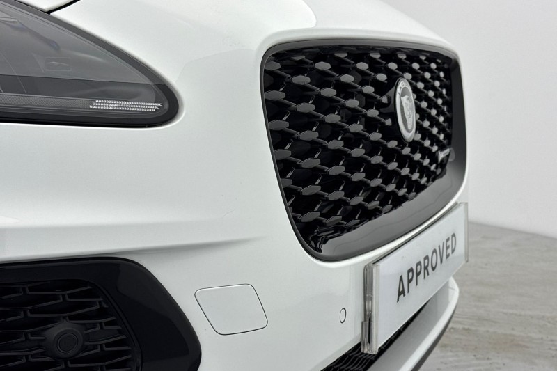 2024 (74) JAGUAR E-PACE 2.0 D200 R-Dynamic SE Black 5dr Auto 4961733