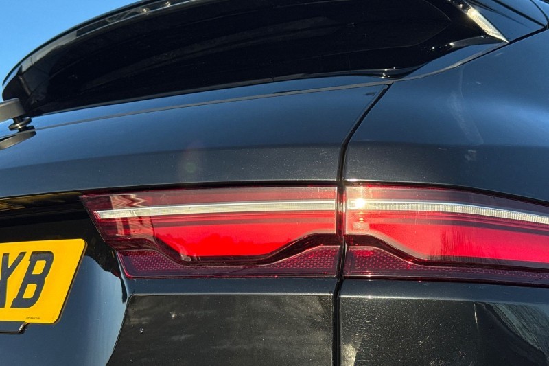 2024 (24) JAGUAR F-PACE 2.0 P400e R-Dynamic HSE Black 5dr Auto AWD 4934209