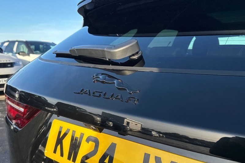 2024 (24) JAGUAR F-PACE 2.0 P400e R-Dynamic HSE Black 5dr Auto AWD 4934208
