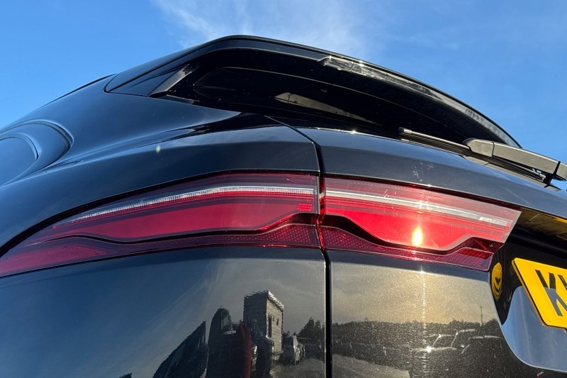 2024 (24) JAGUAR F-PACE 2.0 P400e R-Dynamic HSE Black 5dr Auto AWD 4934186