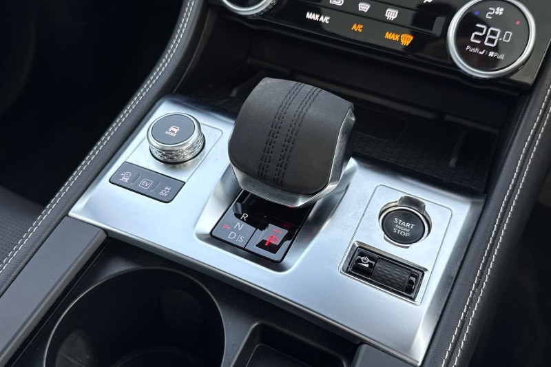 2024 (24) JAGUAR F-PACE 2.0 P400e R-Dynamic HSE Black 5dr Auto AWD 4932444