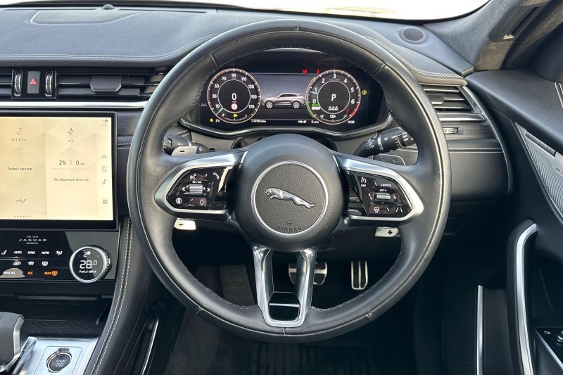 2024 (24) JAGUAR F-PACE 2.0 P400e R-Dynamic HSE Black 5dr Auto AWD 4932446