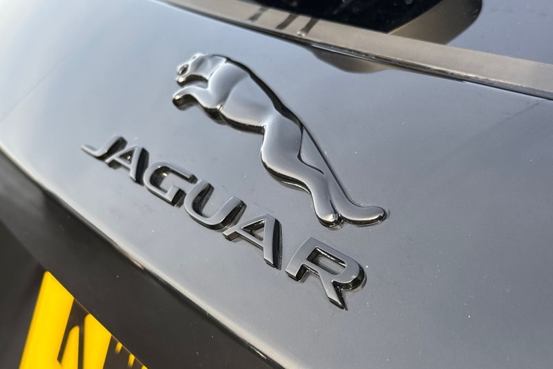2024 (24) JAGUAR F-PACE 2.0 P400e R-Dynamic HSE Black 5dr Auto AWD 4932473