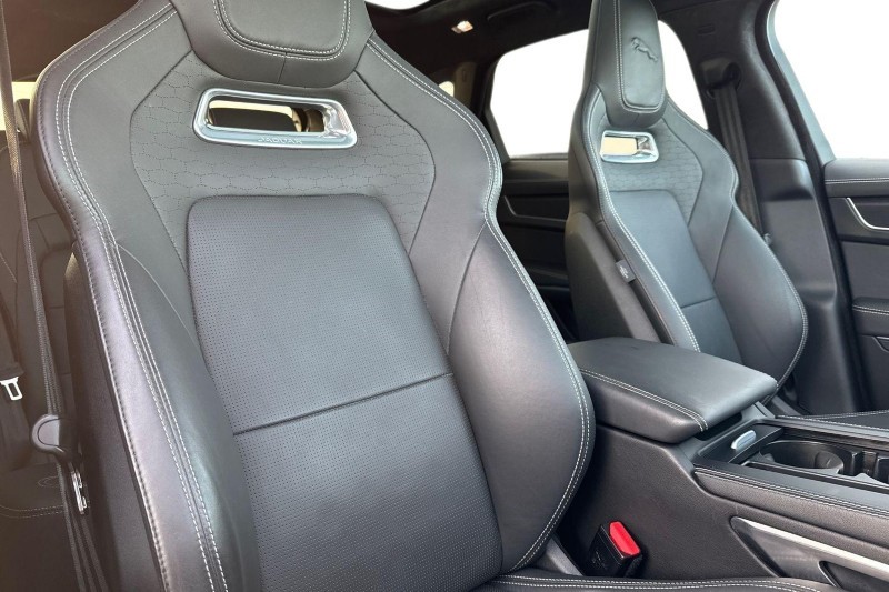 2024 (24) JAGUAR F-PACE 2.0 P400e R-Dynamic HSE Black 5dr Auto AWD 4932457