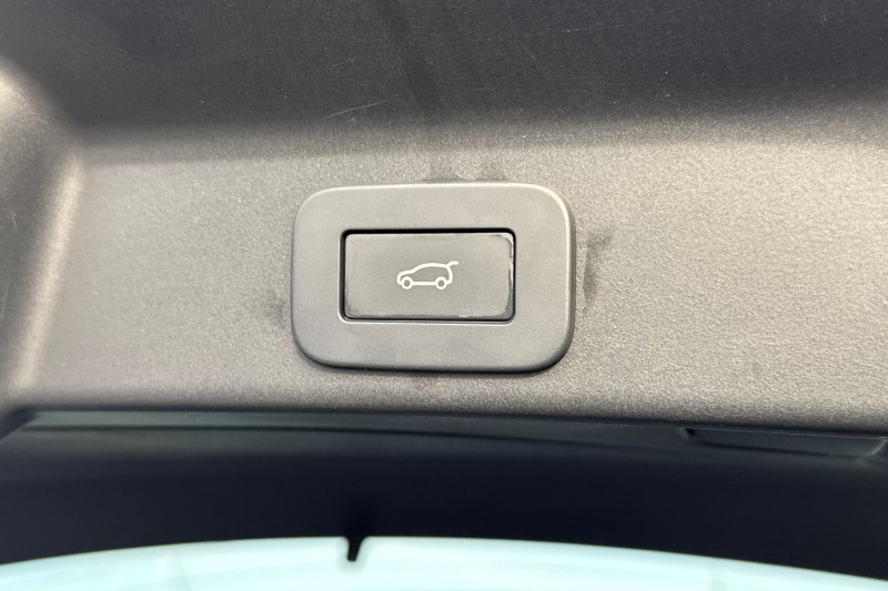 2024 (24) JAGUAR F-PACE 2.0 P400e R-Dynamic HSE Black 5dr Auto AWD 4932468