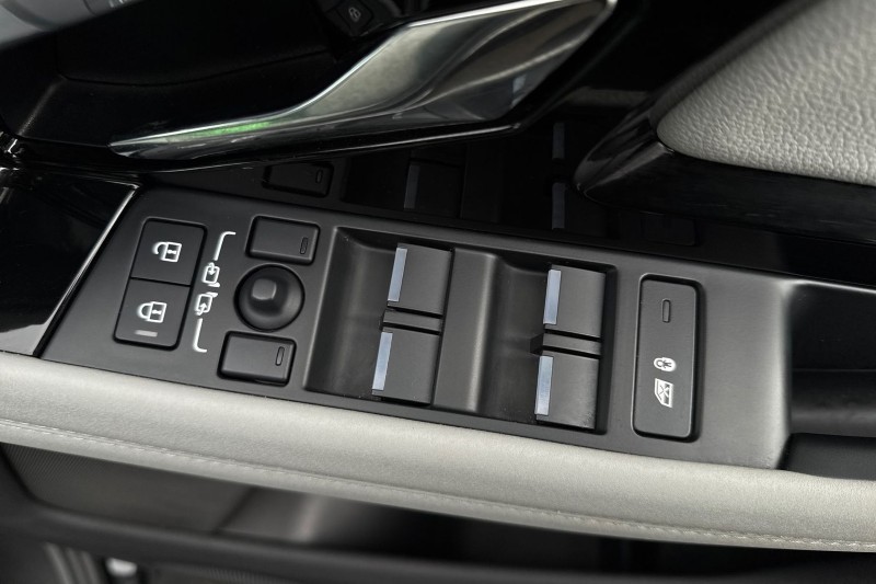 2023 (72) LAND ROVER RANGE ROVER EVOQUE 2.0 P250 R-Dynamic SE 5dr Auto 4936271