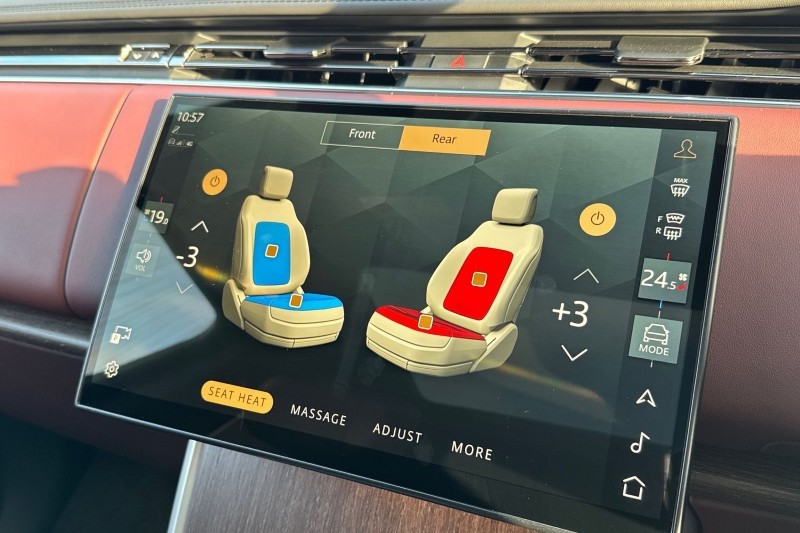 2025 (25) LAND ROVER RANGE ROVER 3.0 P550e Autobiography 4dr Auto 4907096