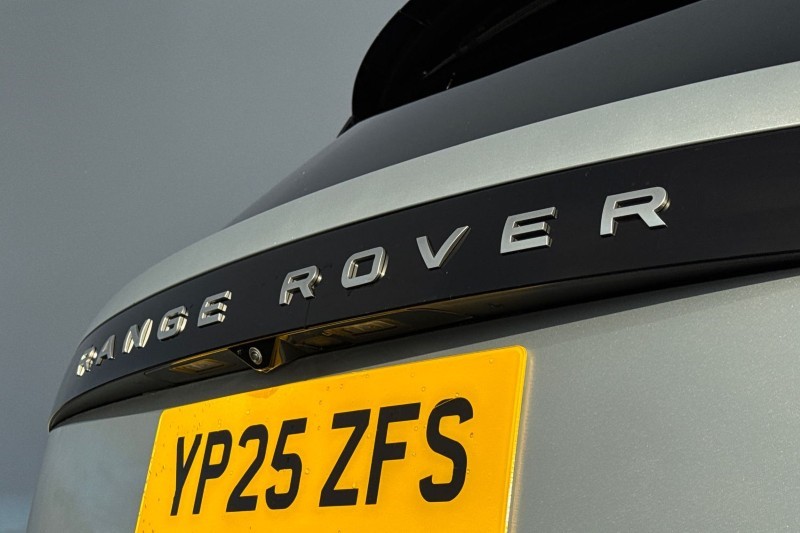 2025 (25) LAND ROVER RANGE ROVER 3.0 P550e Autobiography 4dr Auto 4907087