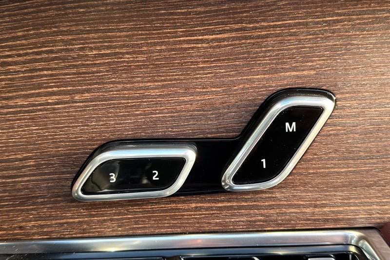 2025 (25) LAND ROVER RANGE ROVER 3.0 P550e Autobiography 4dr Auto 4907069