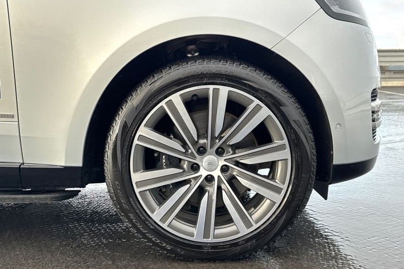 2025 (25) LAND ROVER RANGE ROVER 3.0 P550e Autobiography 4dr Auto 4907052