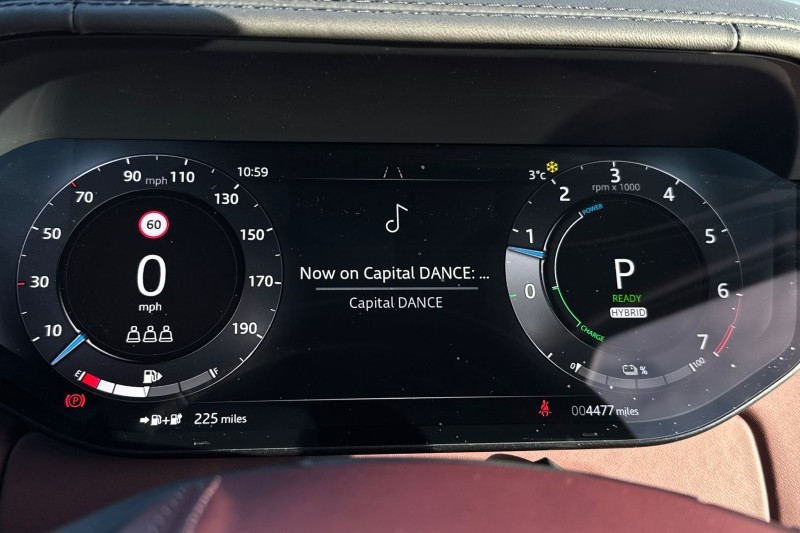 2025 (25) LAND ROVER RANGE ROVER 3.0 P550e Autobiography 4dr Auto 4907060