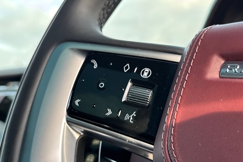 2025 (25) LAND ROVER RANGE ROVER 3.0 P550e Autobiography 4dr Auto 4907073