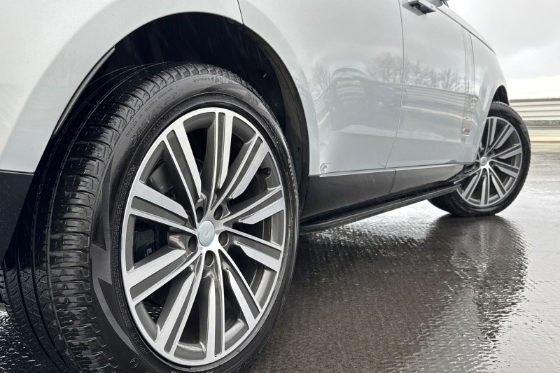 2025 (25) LAND ROVER RANGE ROVER 3.0 P550e Autobiography 4dr Auto 4907090