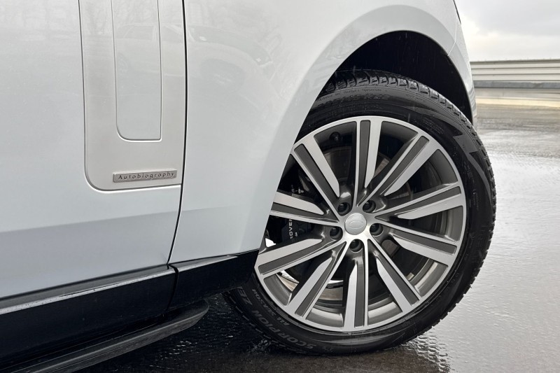 2025 (25) LAND ROVER RANGE ROVER 3.0 P550e Autobiography 4dr Auto 4907091