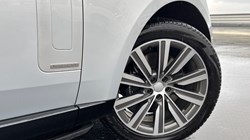 2025 (25) LAND ROVER RANGE ROVER 3.0 P550e Autobiography 4dr Auto 4907091