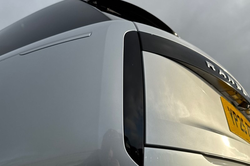 2025 (25) LAND ROVER RANGE ROVER 3.0 P550e Autobiography 4dr Auto 4907063