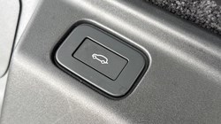 2025 (25) LAND ROVER RANGE ROVER 3.0 P550e Autobiography 4dr Auto 4907082