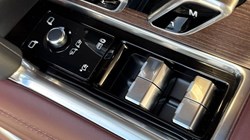 2025 (25) LAND ROVER RANGE ROVER 3.0 P550e Autobiography 4dr Auto 4907068