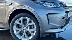 2022 (72) LAND ROVER DISCOVERY SPORT 2.0 D180 R-Dynamic S 5dr Auto 4927583