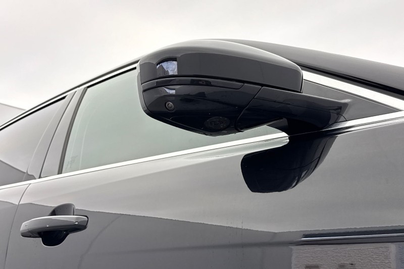 2021 (71) JAGUAR F-PACE 2.0 D165 R-Dynamic S 5dr Auto AWD 4951404