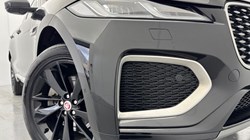 2021 (71) JAGUAR F-PACE 2.0 D165 R-Dynamic S 5dr Auto AWD 4951396