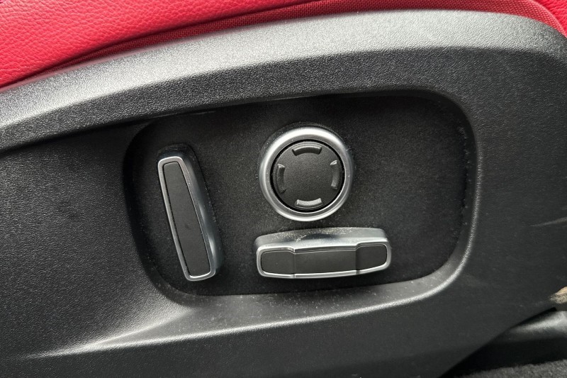 2021 (71) JAGUAR F-PACE 2.0 D165 R-Dynamic S 5dr Auto AWD 4951382