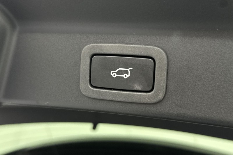 2021 (71) JAGUAR F-PACE 2.0 D165 R-Dynamic S 5dr Auto AWD 4951394