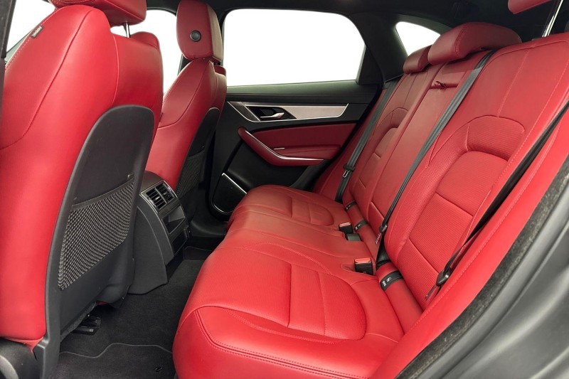 2021 (71) JAGUAR F-PACE 2.0 D165 R-Dynamic S 5dr Auto AWD 4951362