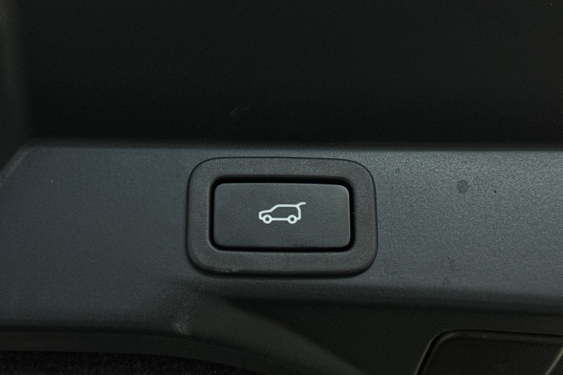 2021 (71) LAND ROVER RANGE ROVER SPORT 5.0 P575 S/C SVR 5dr Auto 4973463