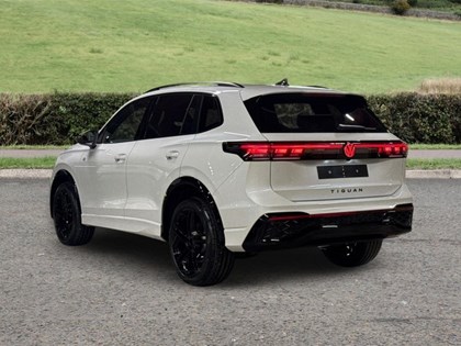 VOLKSWAGEN TIGUAN 2.0 TSI 265 4Motion Black Edition 5dr DSG