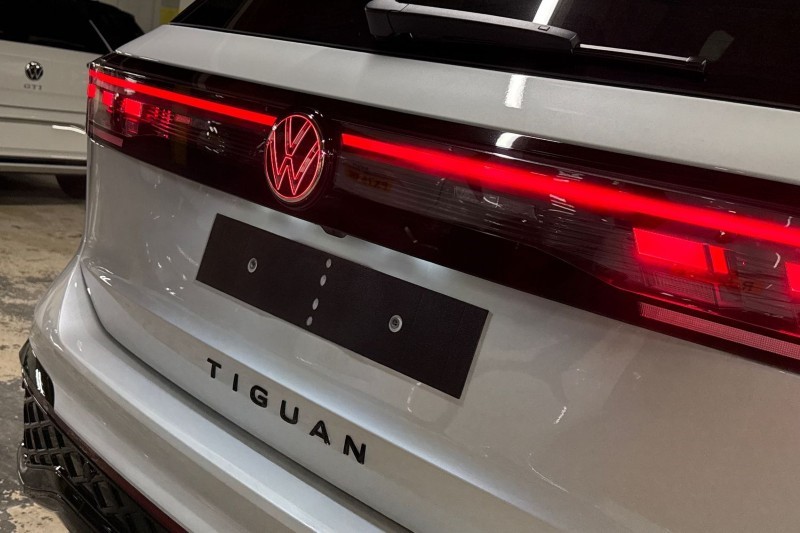  VOLKSWAGEN TIGUAN 2.0 TSI 265 4Motion Black Edition 5dr DSG 4890404