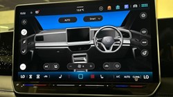 VOLKSWAGEN TIGUAN 2.0 TSI 265 4Motion Black Edition 5dr DSG 4890391