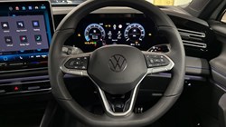 VOLKSWAGEN TIGUAN 2.0 TSI 265 4Motion Black Edition 5dr DSG 4890385