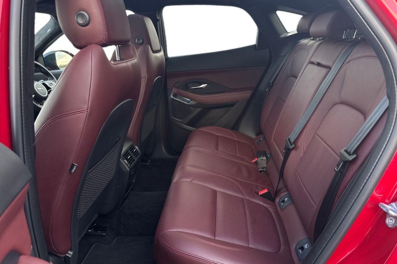 2022 (22) JAGUAR E-PACE 2.0 D200 R-Dynamic Black 5dr Auto 4941385