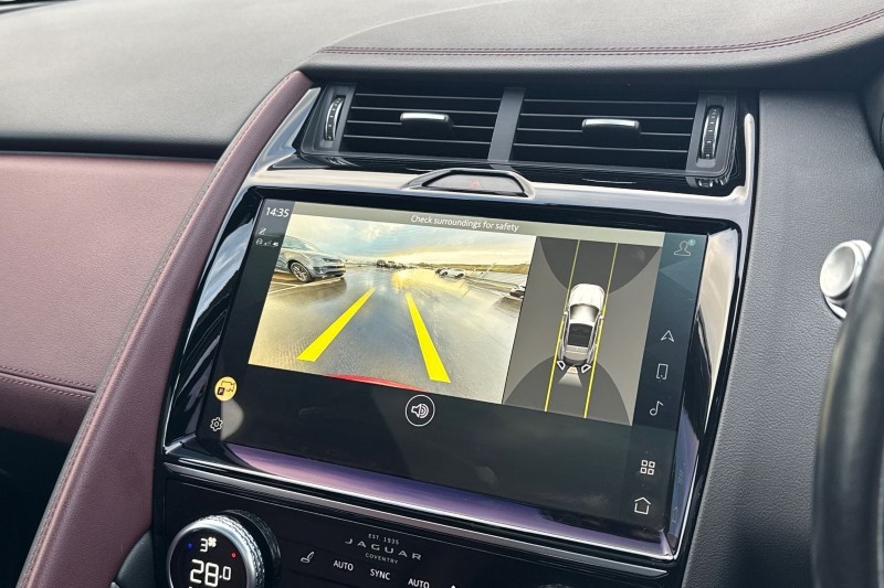 2022 (22) JAGUAR E-PACE 2.0 D200 R-Dynamic Black 5dr Auto 4941393