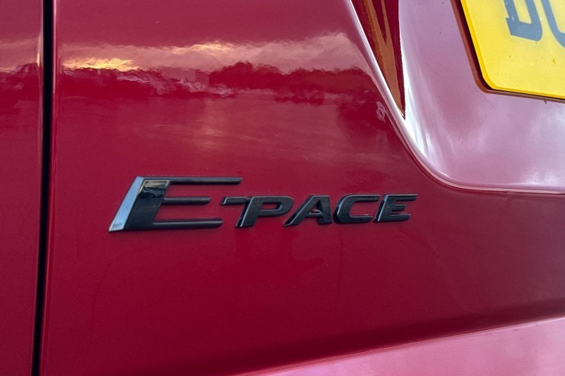 2022 (22) JAGUAR E-PACE 2.0 D200 R-Dynamic Black 5dr Auto 4941429