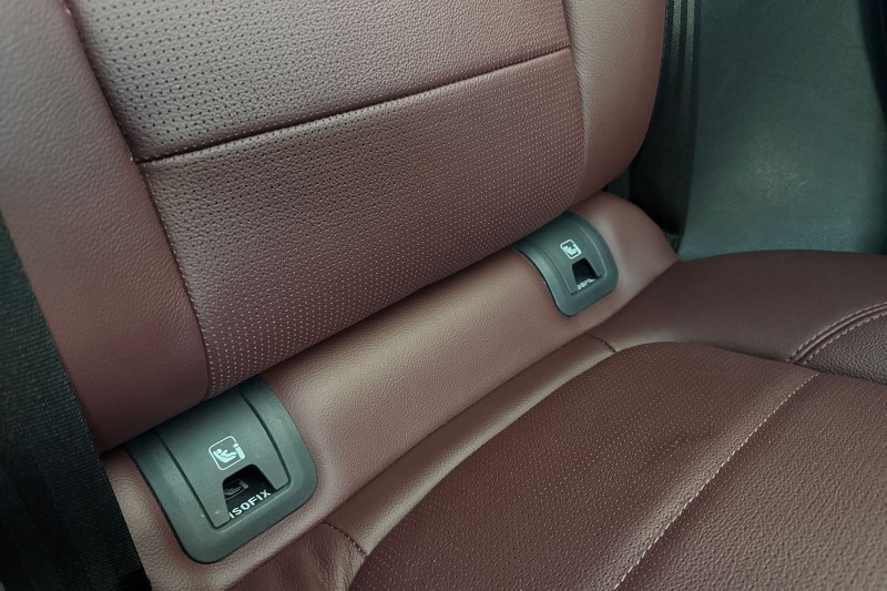 2022 (22) JAGUAR E-PACE 2.0 D200 R-Dynamic Black 5dr Auto 4941415