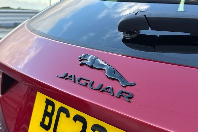 2022 (22) JAGUAR E-PACE 2.0 D200 R-Dynamic Black 5dr Auto 4941422