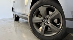 2022 (22) LAND ROVER RANGE ROVER VELAR 2.0 D200 R-Dynamic S 5dr Auto 4955452