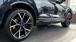 VOLKSWAGEN TOUAREG 3.0 V6 TSI eHybrid 4Motion R 5dr Tip Auto 4661329