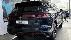 VOLKSWAGEN TOUAREG 3.0 V6 TSI eHybrid 4Motion R 5dr Tip Auto 4661328