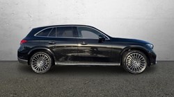 2024 (24) MERCEDES-BENZ GLC 220d 4Matic AMG Line Premium PLUS 5dr 9G-Tronic 4931560