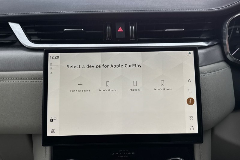 2022 (22) JAGUAR F-PACE 2.0 D200 R-Dynamic SE 5dr Auto AWD 4949695